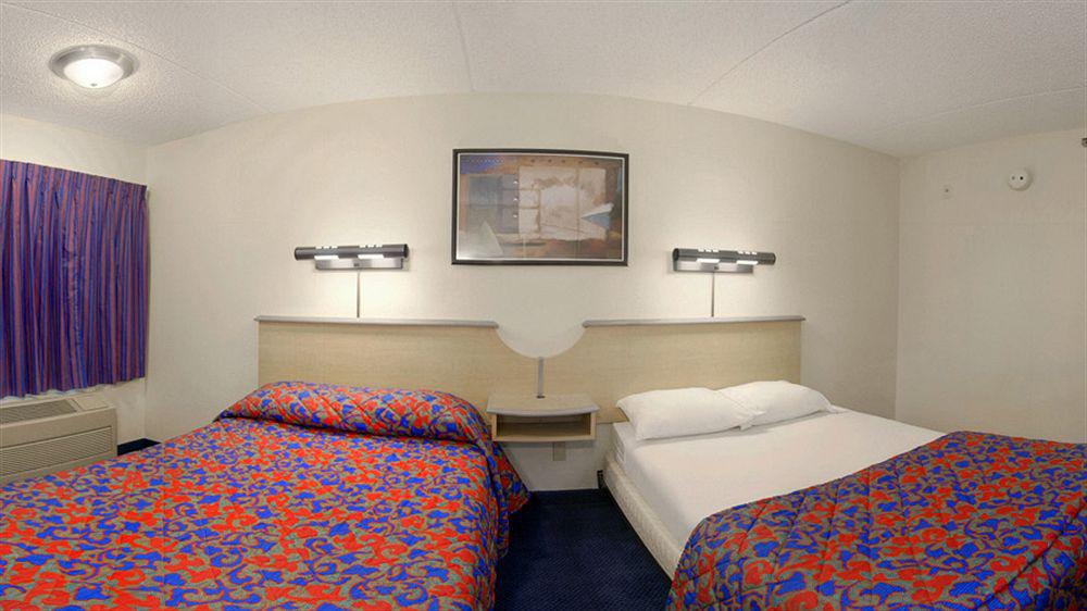 Red Roof Inn San Antonio Airport Екстер'єр фото